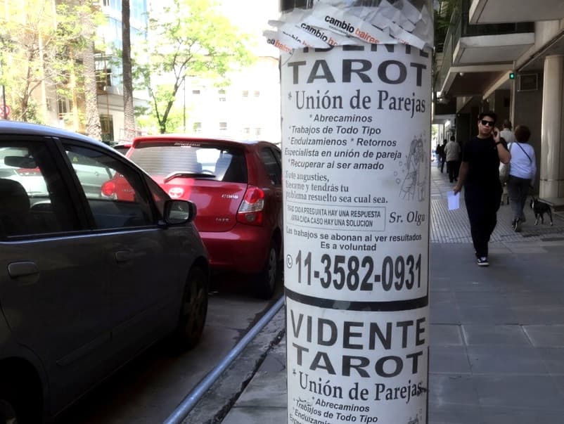 Fotografía documental — Videntes en las calles de Buenos Aires: mucho más que «magia»