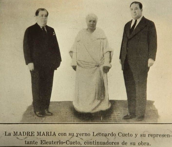 0 19 Madre María y hermanos Cueto
