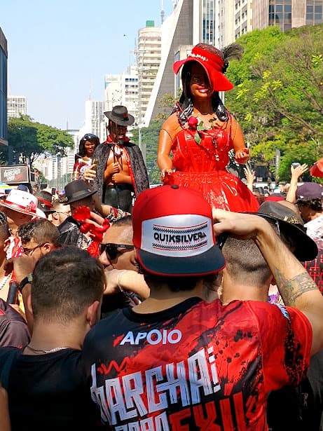 Fotografía documental — Cuando Exu se adueña de la avenida Paulista